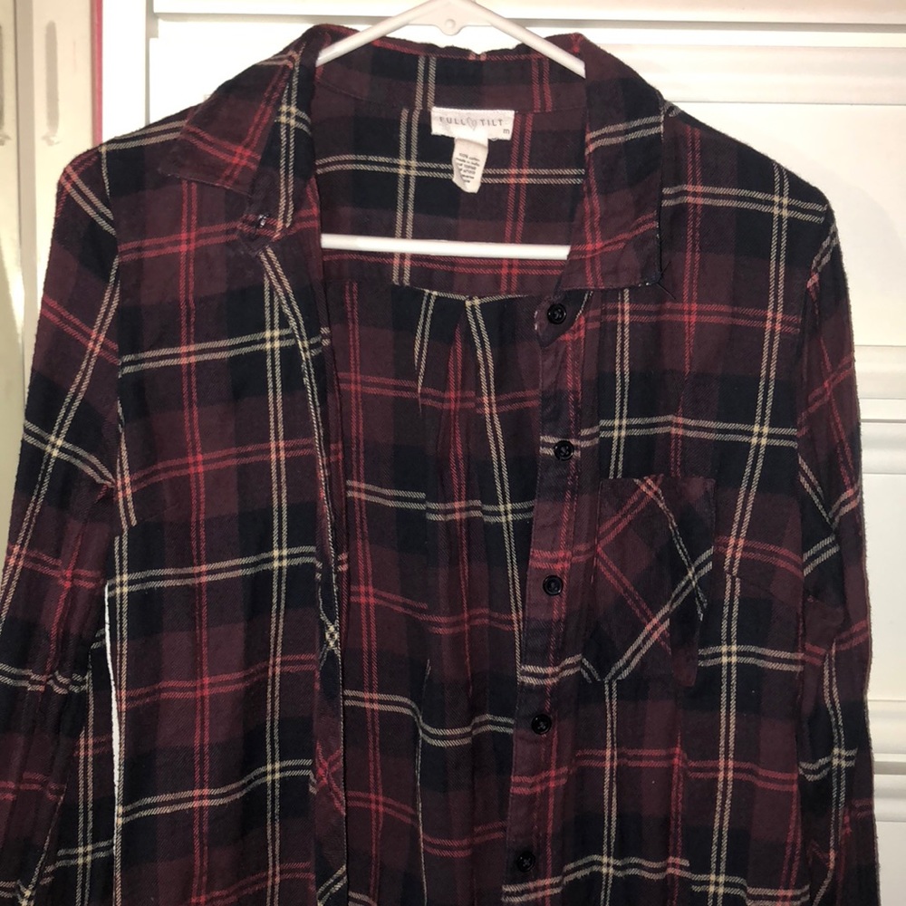 Tilly’s red, blue, and white button up flannel